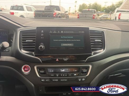 Used 2025 Honda Passport TrailSport image 18