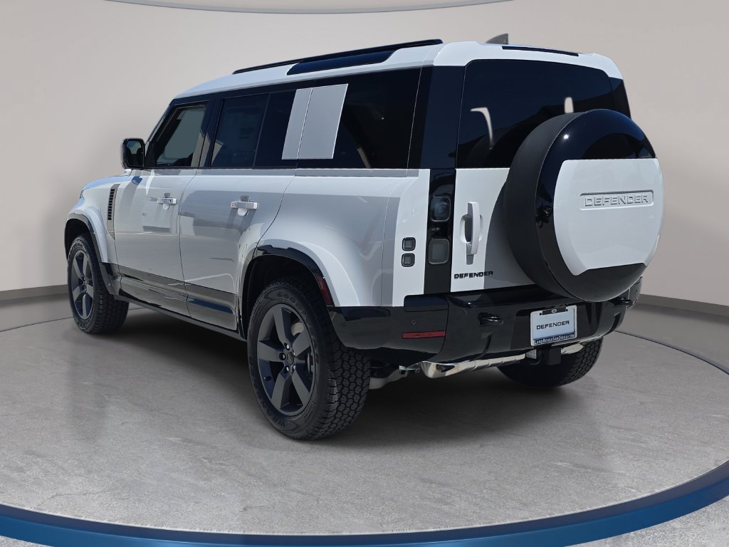 New 2026 Land Rover Defender 110 X-Dynamic SE AWD/4WD image 7