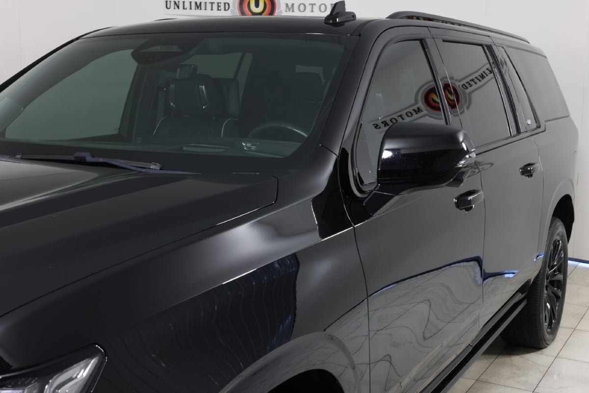 Used 2023 Cadillac Escalade ESV Sport Platinum w/ LPO, ONYX Package AWD/4WD image 53