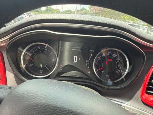 Used 2016 Dodge Challenger SXT w/ Driver Convenience Group RWD image 15