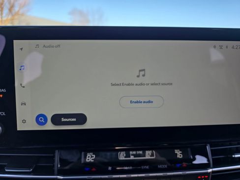 Used 2025 Toyota Sienna XSE image 24