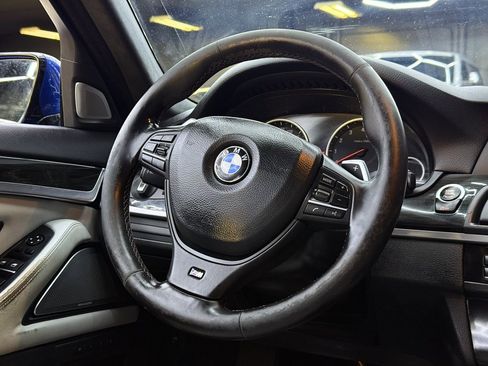 Used 2013 BMW M5 image 23