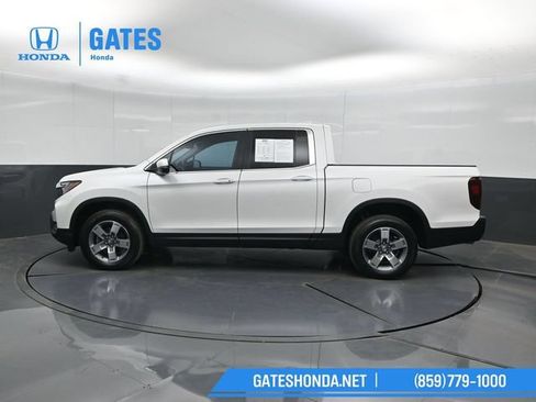 Certified 2025 Honda Ridgeline RTL image 7