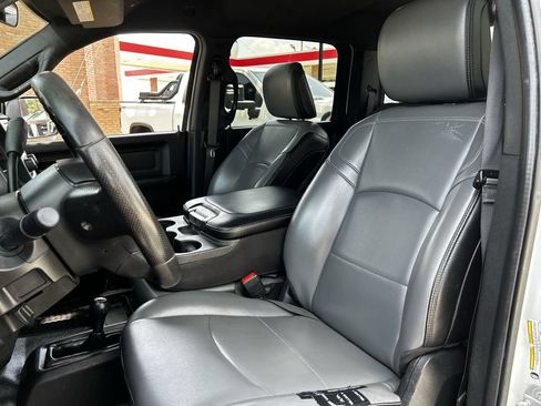 Used 2022 RAM 2500 Tradesman AWD/4WD image 28