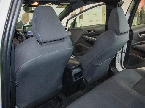 Used 2021 Toyota Corolla SE image 9