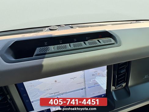 Used 2024 Ford Bronco Wildtrak AWD/4WD image 14