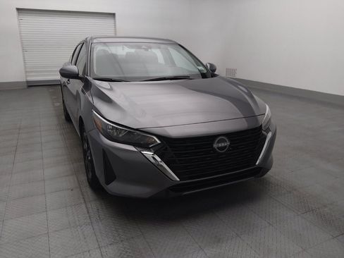 Used 2025 Nissan Sentra SV FWD image 14