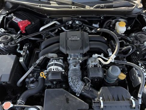 Used 2024 Toyota GR86 Premium image 31