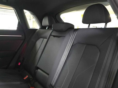 Used 2021 Audi Q3 2.0T Premium Plus w/ Premium Plus Package AWD/4WD image 17