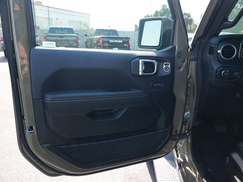 New 2026 Jeep Wrangler Unlimited Sahara AWD/4WD image 14