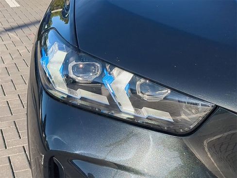 Certified 2024 BMW X5 sDrive40i w/ Premium Package image 11