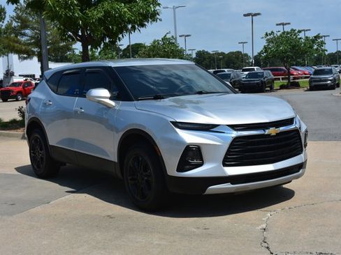 Used 2021 Chevrolet Blazer LT w/ LPO, Floor Liner Package AWD/4WD image 3