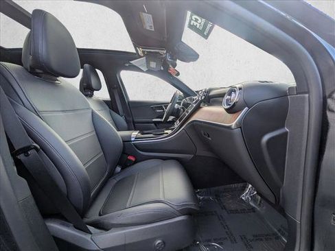 Certified 2026 Mercedes-Benz GLC 300 image 21