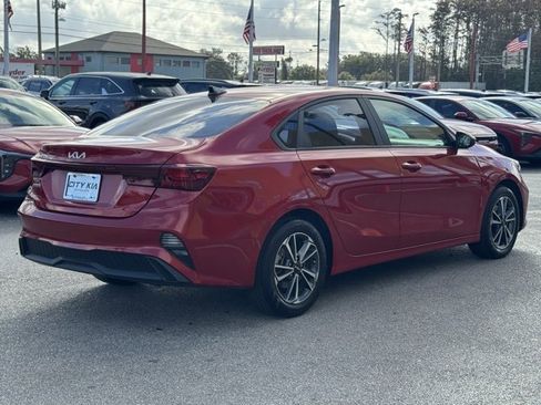 Certified 2023 Kia Forte LXS image 5