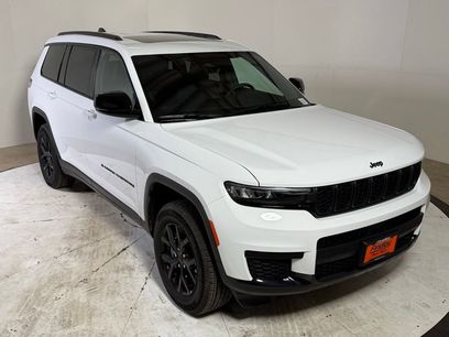 Certified 2025 Jeep Grand Cherokee L Altitude