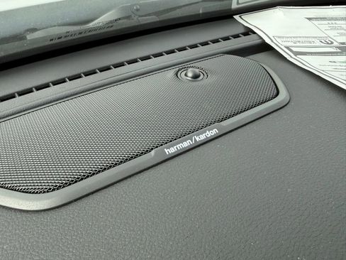 New 2025 RAM 2500 Laramie image 25