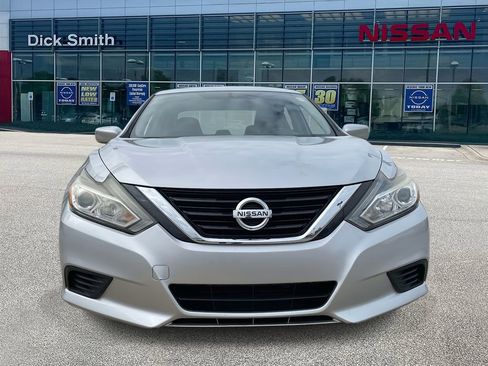 Used 2018 Nissan Altima 2.5 S w/ S Convenience Package image 2
