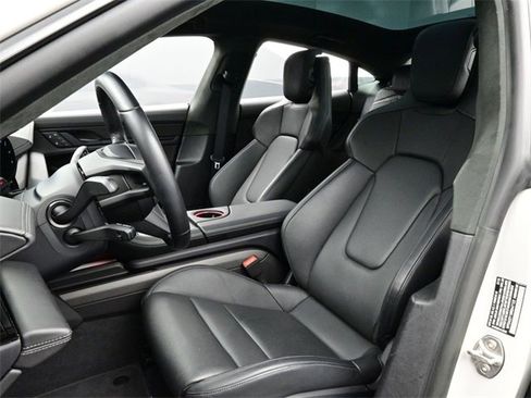 Certified 2024 Porsche Taycan GTS image 5