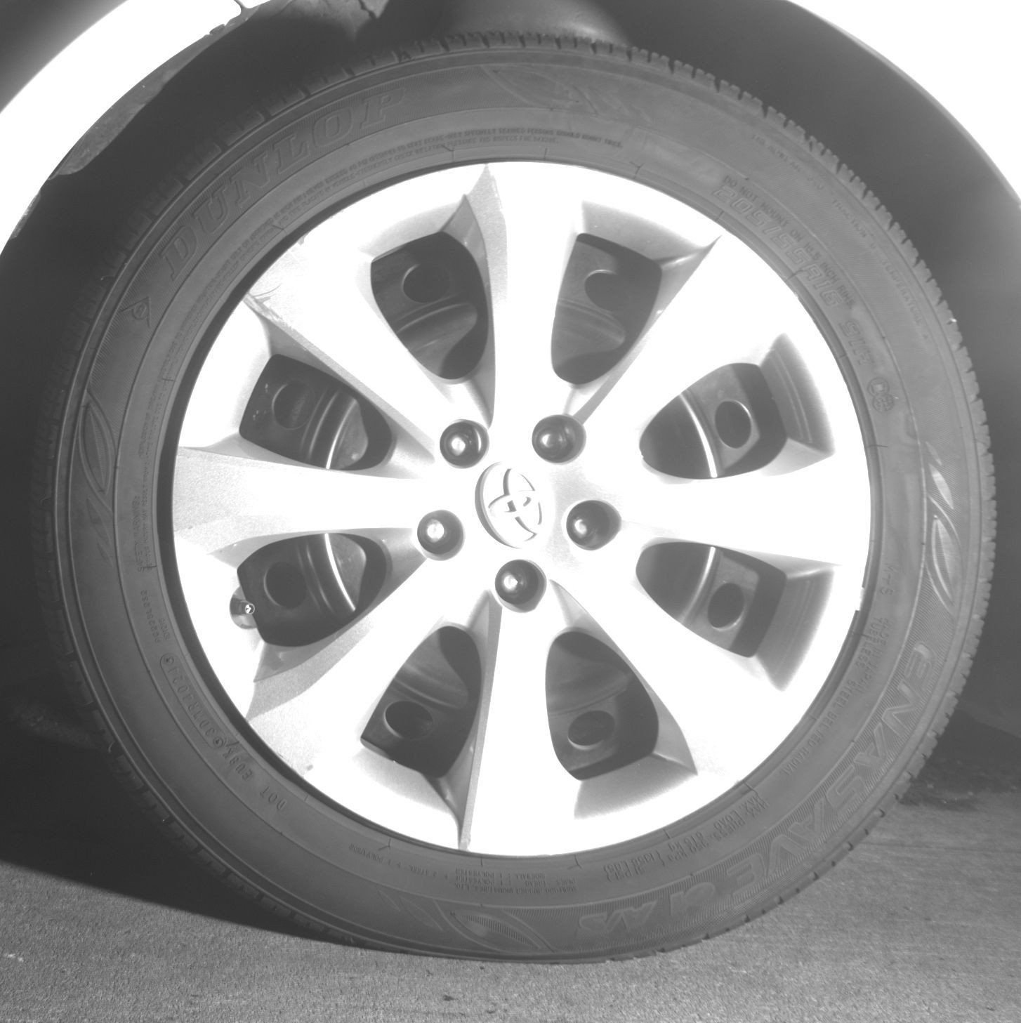 Used 2025 Toyota Corolla LE FWD image 13