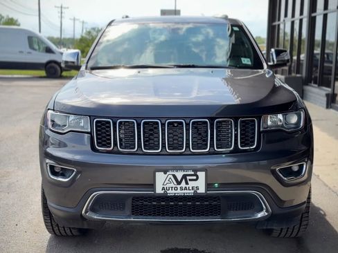Used 2018 Jeep Grand Cherokee Limited AWD/4WD image 6