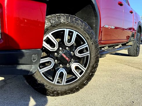 Used 2023 GMC Sierra 2500 AT4 w/ AT4 Preferred Package image 2