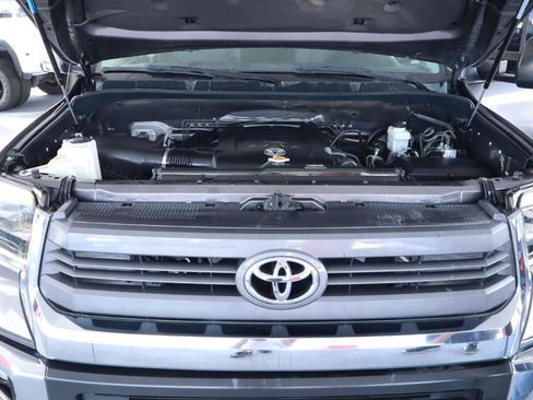 Used 2015 Toyota Tundra SR5 w/ SR5 Upgrade Package RWD image 38
