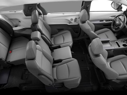 New 2026 Toyota Sienna XLE image 33