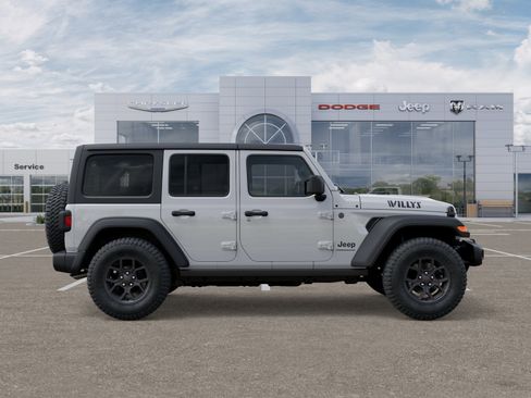 New 2025 Jeep Wrangler Willys AWD/4WD image 33