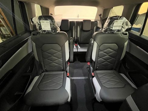 New 2026 Volkswagen Atlas Peak Edition AWD/4WD image 25