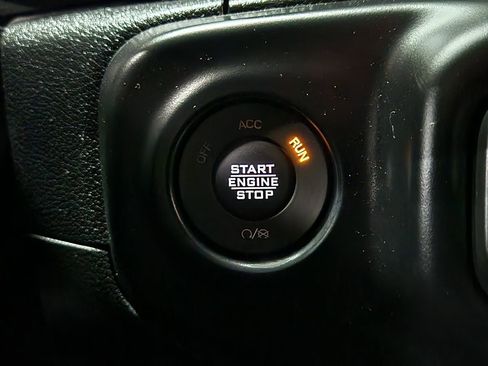 Used 2021 Jeep Wrangler Unlimited Sport S image 41