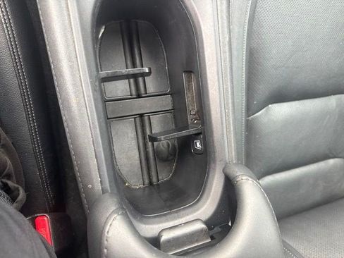 Used 2019 Honda HR-V EX-L image 16