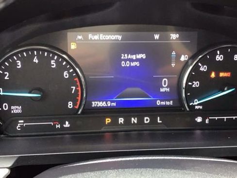 Used 2022 Ford Explorer XLT w/ Equipment Group 202A image 30