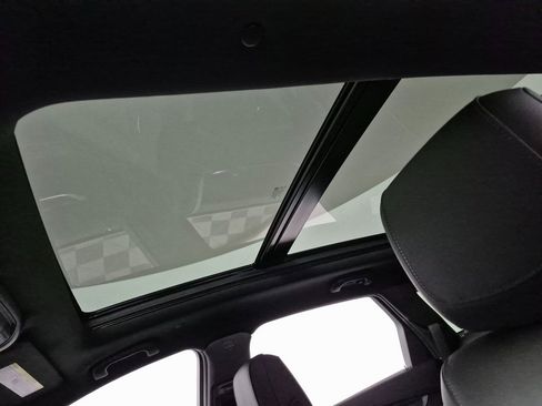 New 2026 Cadillac XT5 Sportv w/ LPO, Floor Liner Package image 33