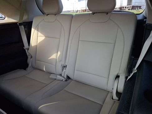 Used 2016 Acura MDX SH-AWD w/ Technology Package image 11