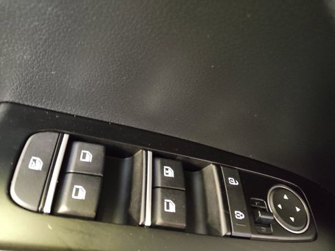 Used 2025 Kia Soul S FWD image 27