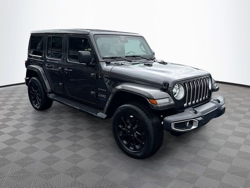 Used 2021 Jeep Wrangler Unlimited Sahara w/ Cold Weather Group AWD/4WD image 4