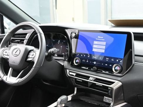 Certified 2025 Lexus RX 350 Premium w/ Accessory Package (Z1) FWD image 27