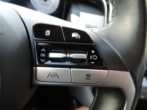 Used 2023 Hyundai Tucson Limited image 25