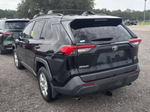 Used 2019 Toyota RAV4 XLE w/ Convenience Package AWD/4WD image 6