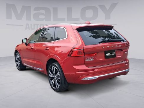 Used 2022 Volvo XC60 B5 Inscription w/ Advanced Package FWD image 3