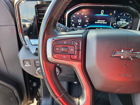 Used 2024 Chevrolet Silverado 2500 ZR2 w/ Technology Package AWD/4WD image 18