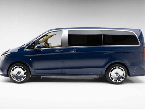 Used 2021 Mercedes-Benz Metris Passenger image 22