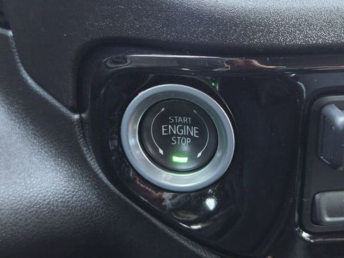 Used 2025 Chevrolet Silverado 2500 High Country w/ Midnight Edition image 25