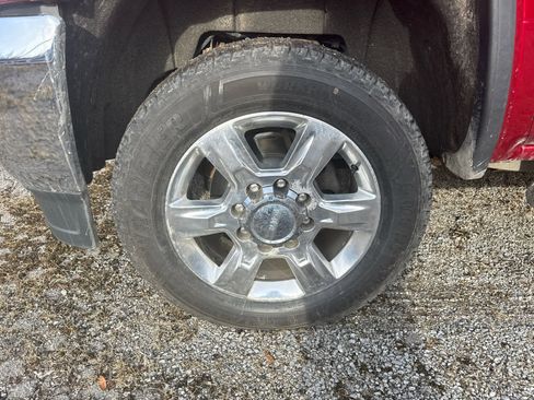 Used 2019 GMC Sierra 2500 SLT w/ Duramax Plus Package image 3