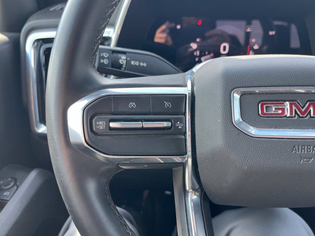 Used 2023 GMC Canyon Elevation w/ Elevation Premium Package RWD image 12