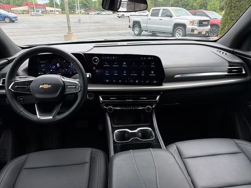 Used 2026 Chevrolet Traverse LT AWD/4WD image 30