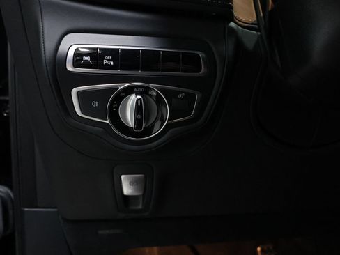 Used 2024 Mercedes-Benz G 550 image 71