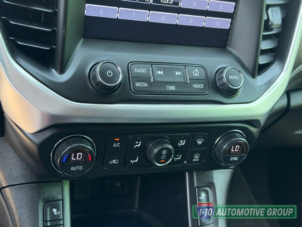 Used 2017 GMC Acadia SLT FWD image 30