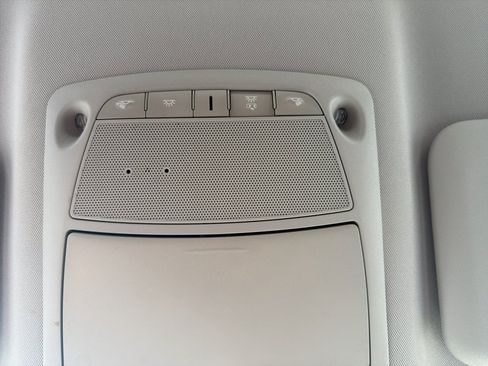 Used 2021 Nissan Rogue Sport SV FWD image 24