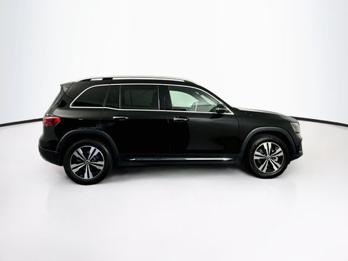 Used 2025 Mercedes-Benz GLB 250 image 10